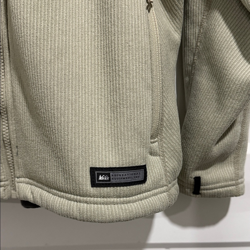 REI Tan Women’s Ribbed Jacket - Picture 2 of 4